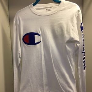 never worn champions tee